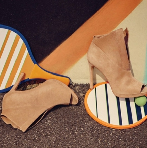 Vince Camuto Shoes - Vince Camuto split- cuff-bootie💋